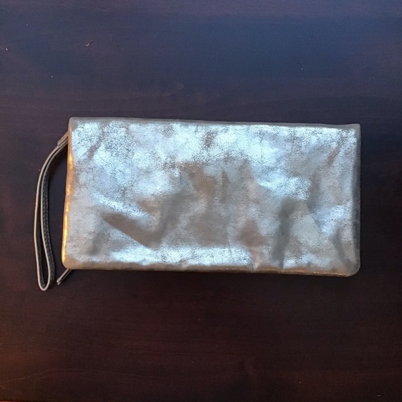 NWOT Silver-gold Clutch,Wristlet - Picture 4 of 6